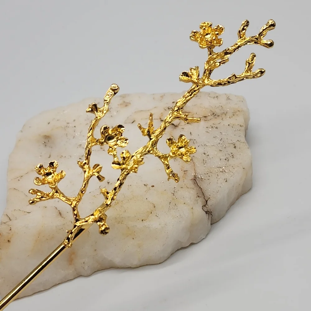 Luxury Hair Accessories Melchior/18kt 'Gold GG Unique' Neiman Marcus Jewelry
